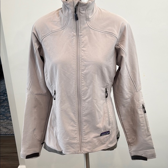 Patagonia Small MTV BET NETWORKS Gray Jacket Weather-Resistant High Collar - Picture 1 of 16